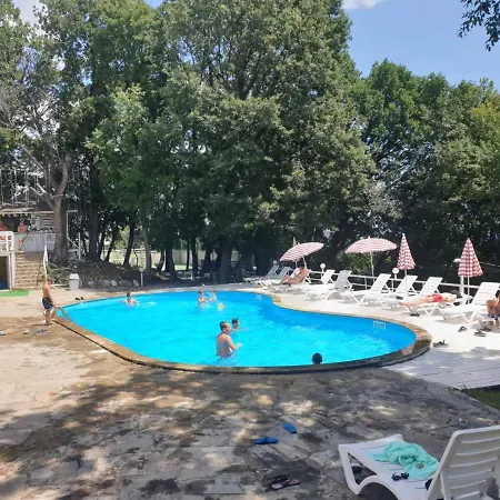 Hotel Summer Camp Zarya 3*